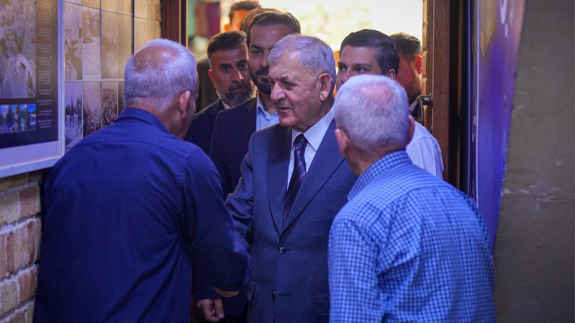 سەرۆک کۆماری پێشووی عیراق سەردانی چایخانەی شەعبی کرد