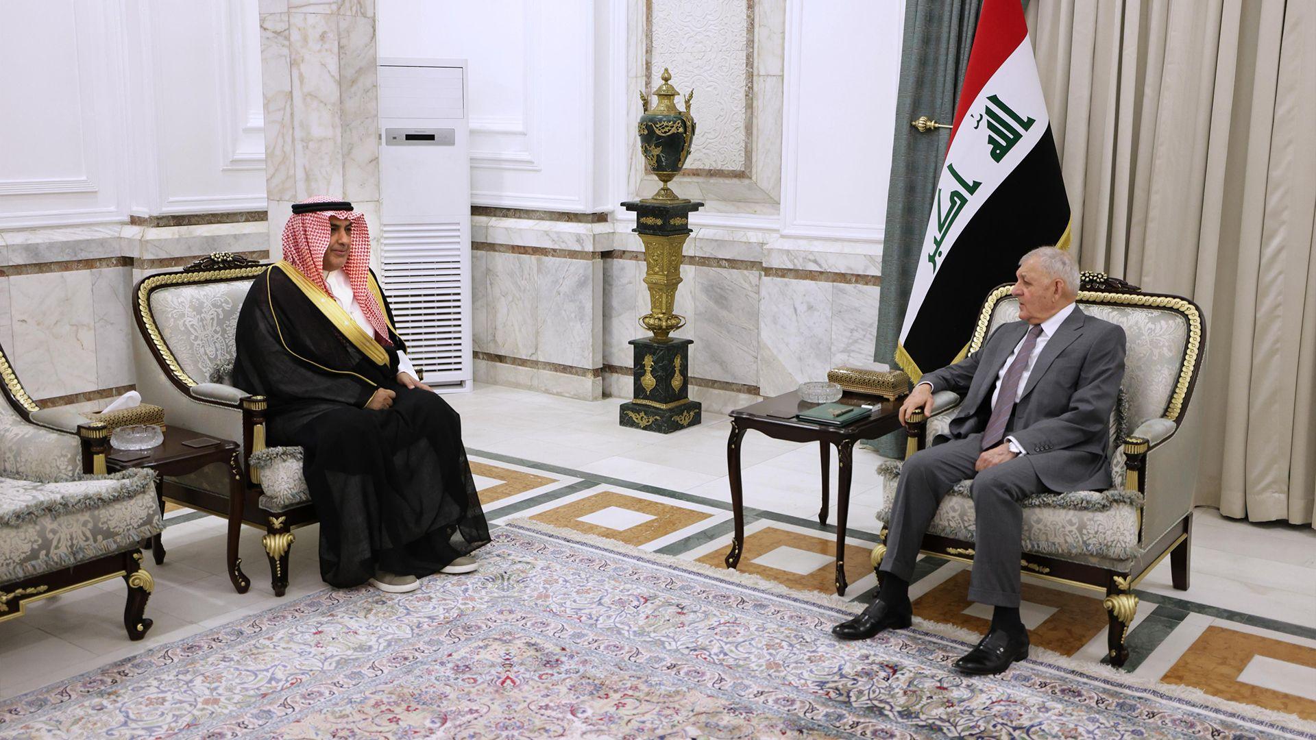 سەرۆک کۆمار پێشوازی لەباڵیۆزی عەرەبستانی سعودی دەکات