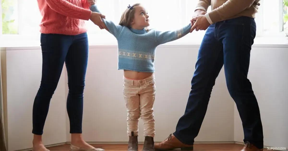 القضاء العراقي يعتبر امتناع احد الابوين عن تسليم الطفل للآخر جريمة