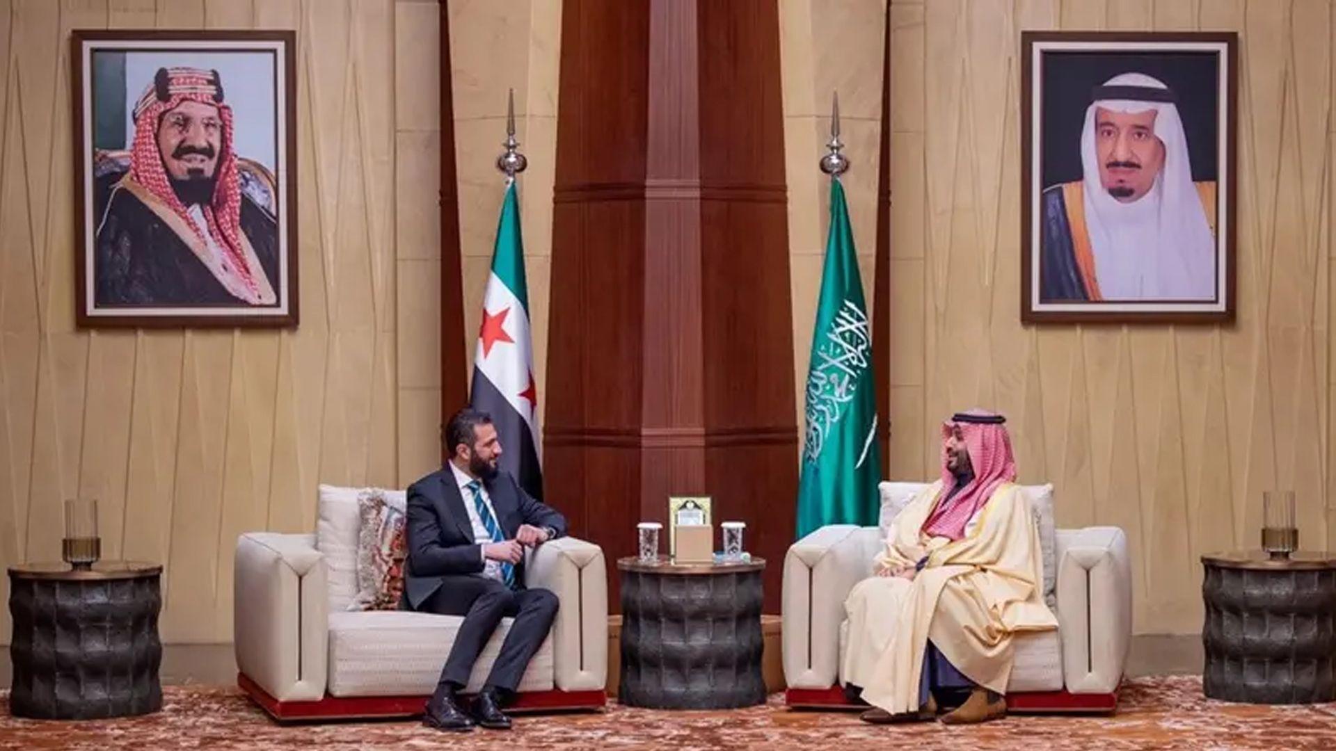 ئەحمەد شەرع گەیشتە سعودیە و لەگەڵ محەمەد بن سەلمان كۆبووەوە