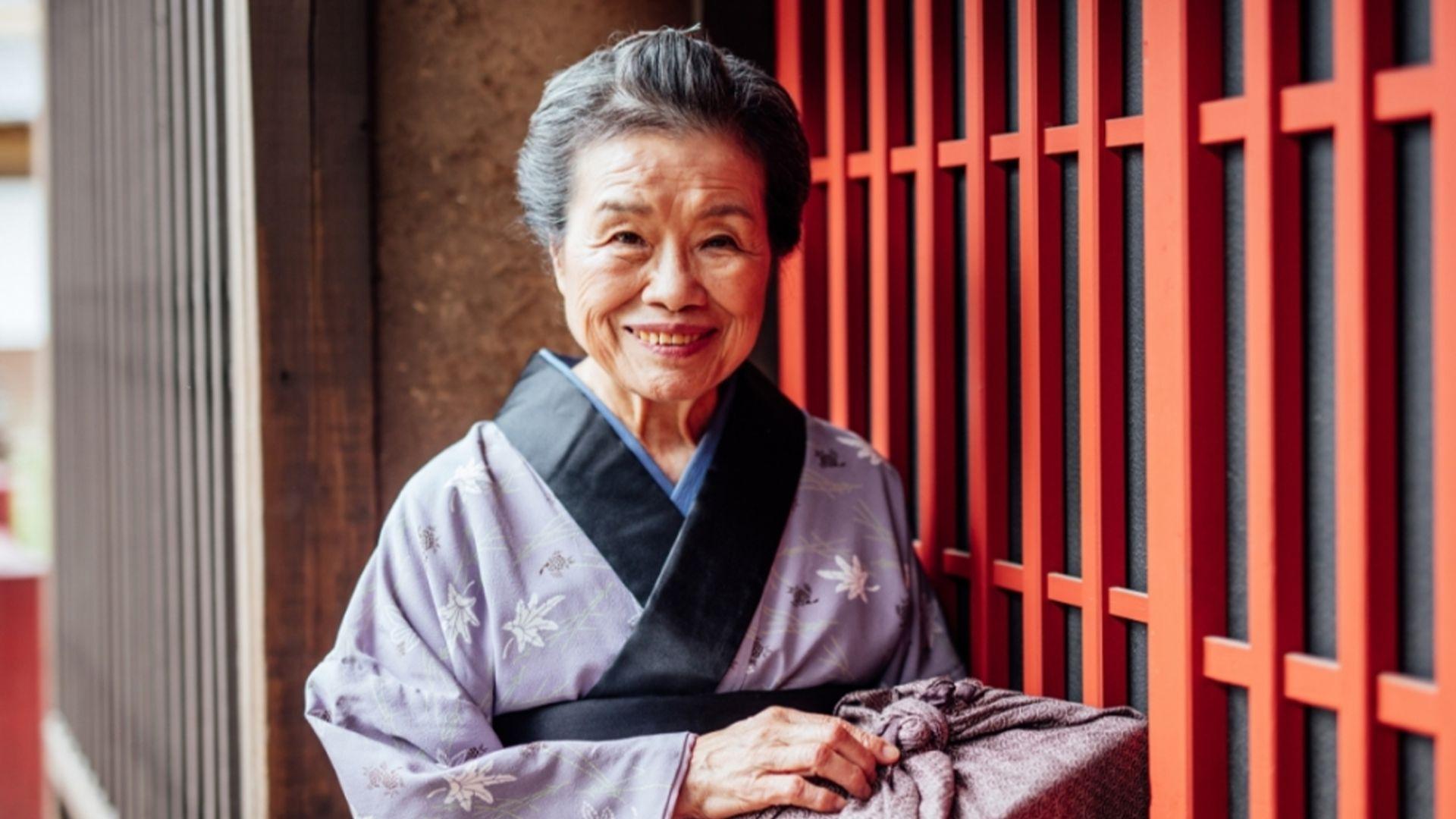 بەپێی ئامارێک تەمەنی زیاتر لە 100 هەزار کەسی ژاپۆن لە سەروو 100 ساڵیەوەیە