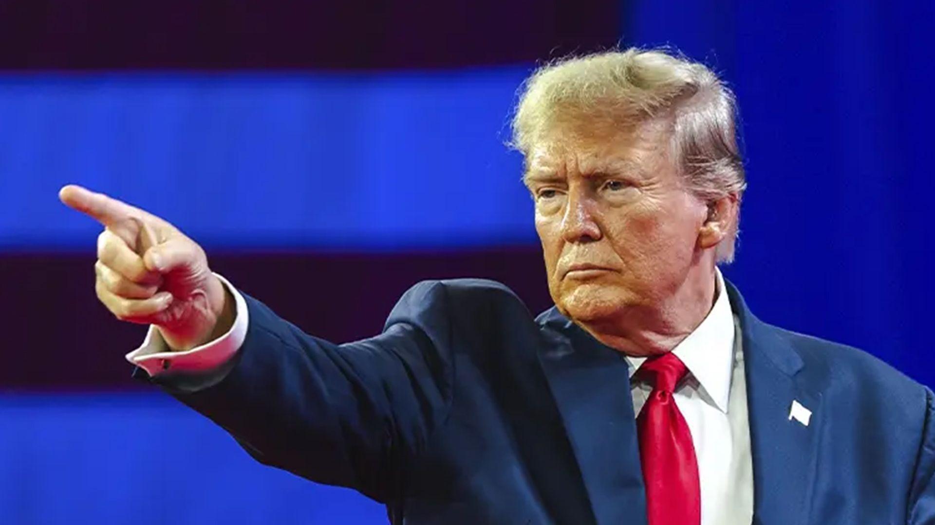 ترەمپ: پوتن سەرۆکی ئۆکراینی خۆشناوێت بۆیە لەگەڵی کۆنابێتەوە