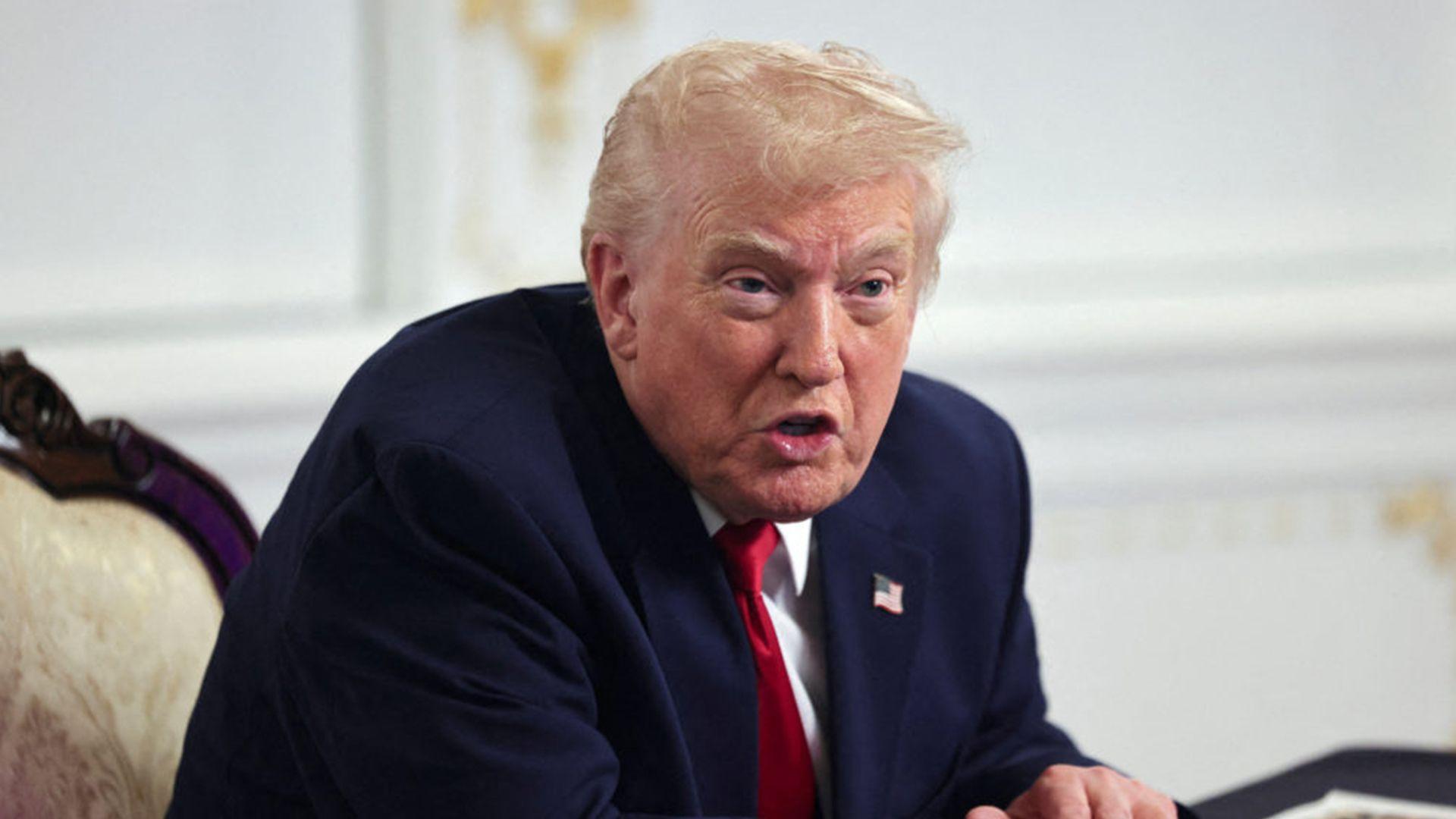 سەرۆكی ئەمریكا پێشنیازی دەركردنی كۆچەرانی نیشتەجێی وڵاتەكەی دەكات