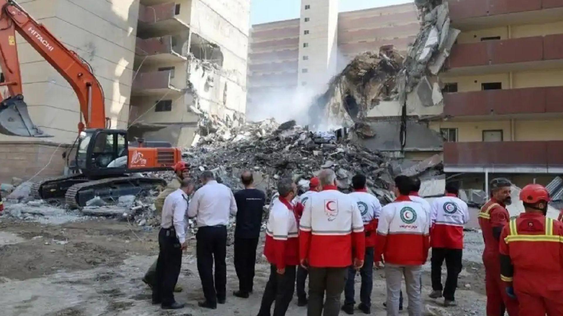 مانگی سوری ئێران: 117 هەزار خانوو و یەكەی مەدەنی زیانیان بەركەوتووە