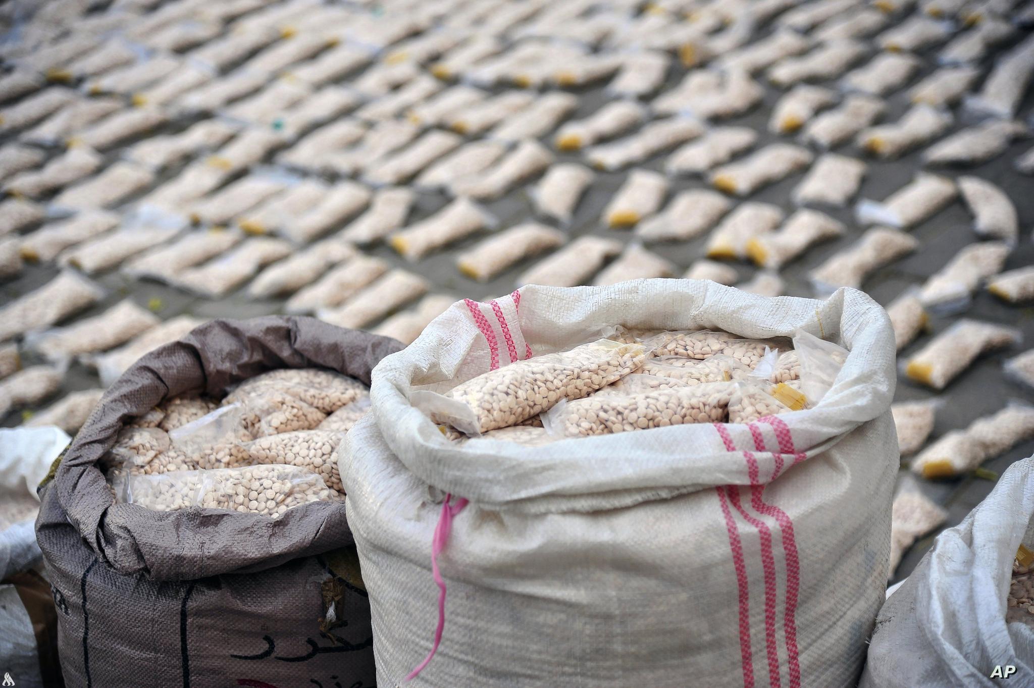 العراق يطيح بشبكة دولية لتهريب الكبتاجون 