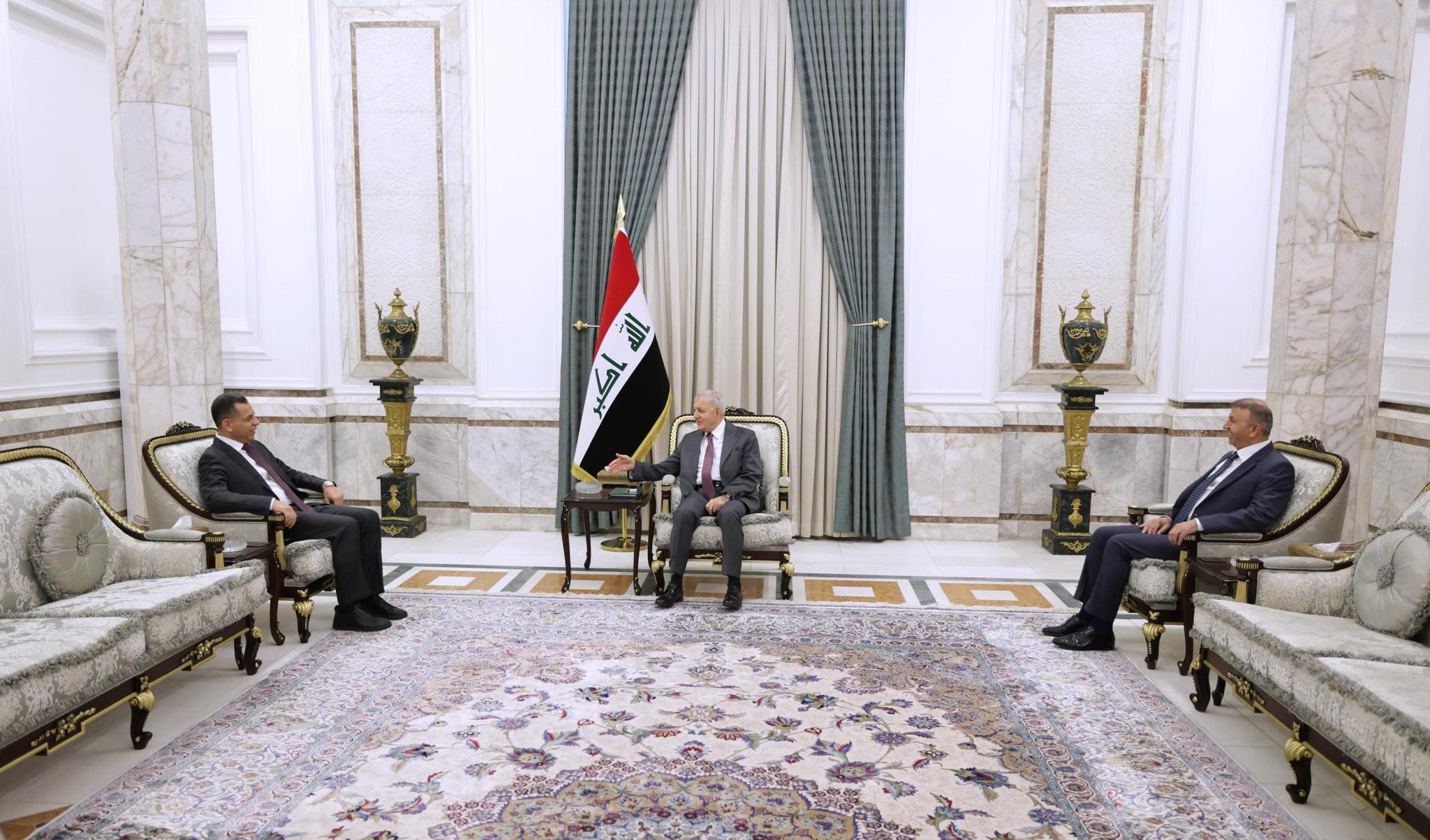 رئيس الجمهورية: يجب بذل الجهود لتعزيز الوضع الأمني المستقر في البلاد