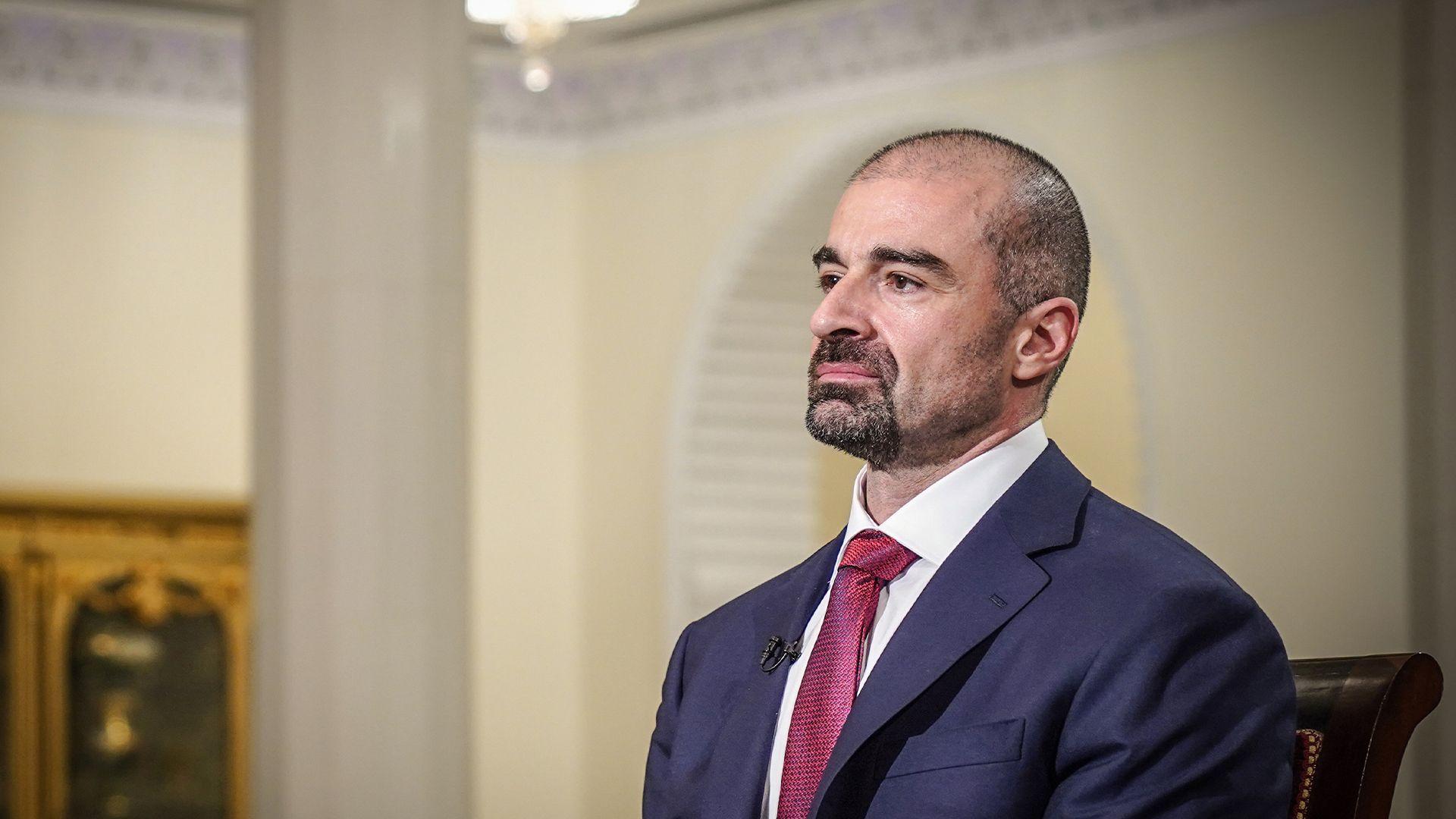 بافڵ جەلال تاڵەبانی پرسەنامەیەک ئاڕاستەی ماهیر حەسەن هونەرمەندی دیاری کوردستان دەکات