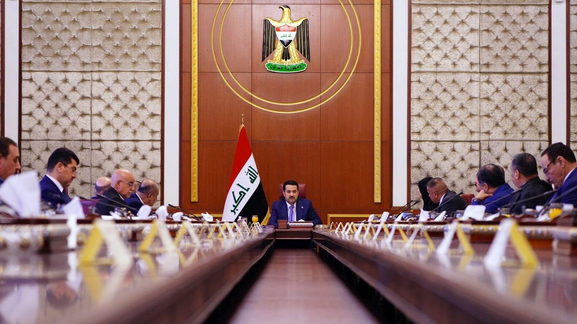 ئەمڕۆ ئەنجومەنی وەزیرانی عیراق لەبارەی پرسی موچەی موچەخۆران و نەوتی هەرێم کۆدەبێتەوە