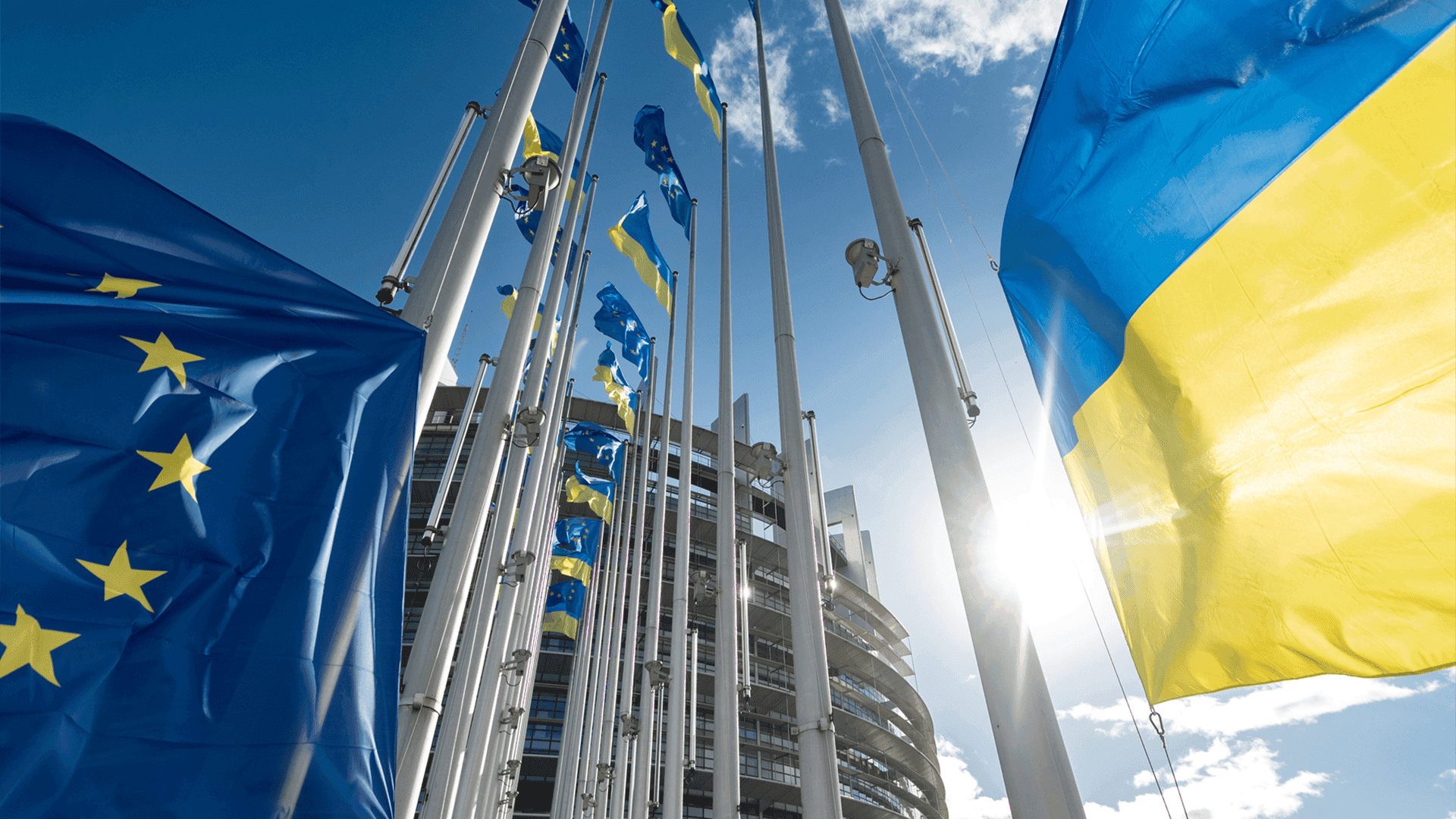 بەریتانیا و یەکێتی ئەوروپا بێ گەڕانەوە بۆ ئەمریکا سزای نوێیان بەسەر روسیادا سەپاند