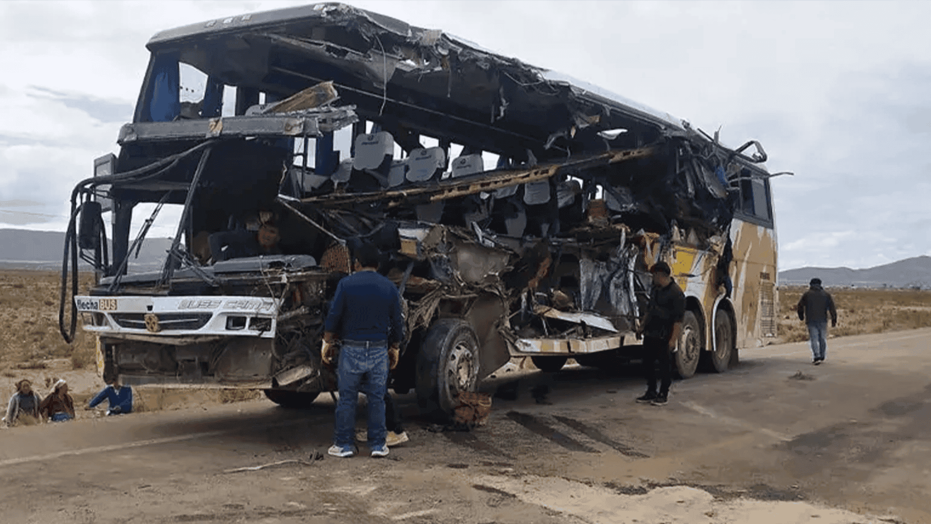 بۆلیڤیا...76 کەس لە روداوێکی هاتوچۆدا بوونە قوربانی 