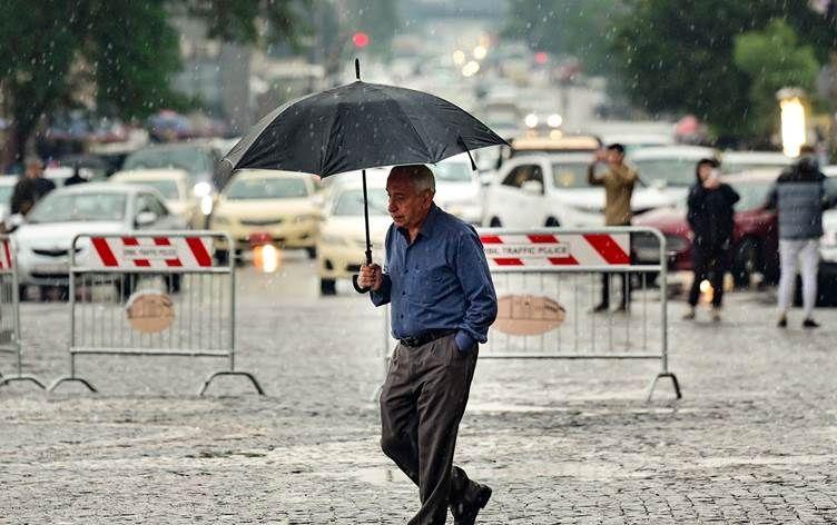 طقس العراق.. هطول الامطار وانخفاض بردجات الحرارة