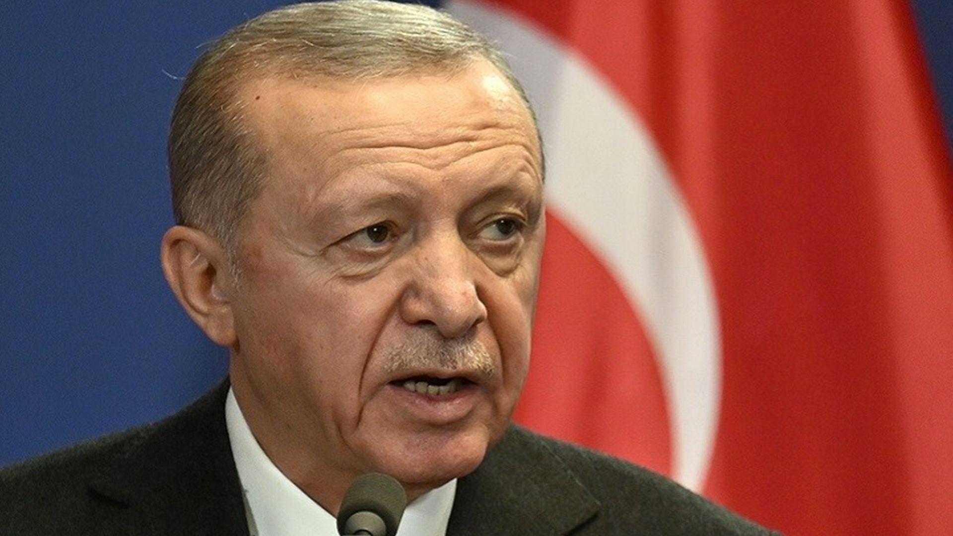 ئەردۆغان: هیوادارم روسیا و ئۆکراین بگەنە رێککەوتنێکی ئاشتییانە