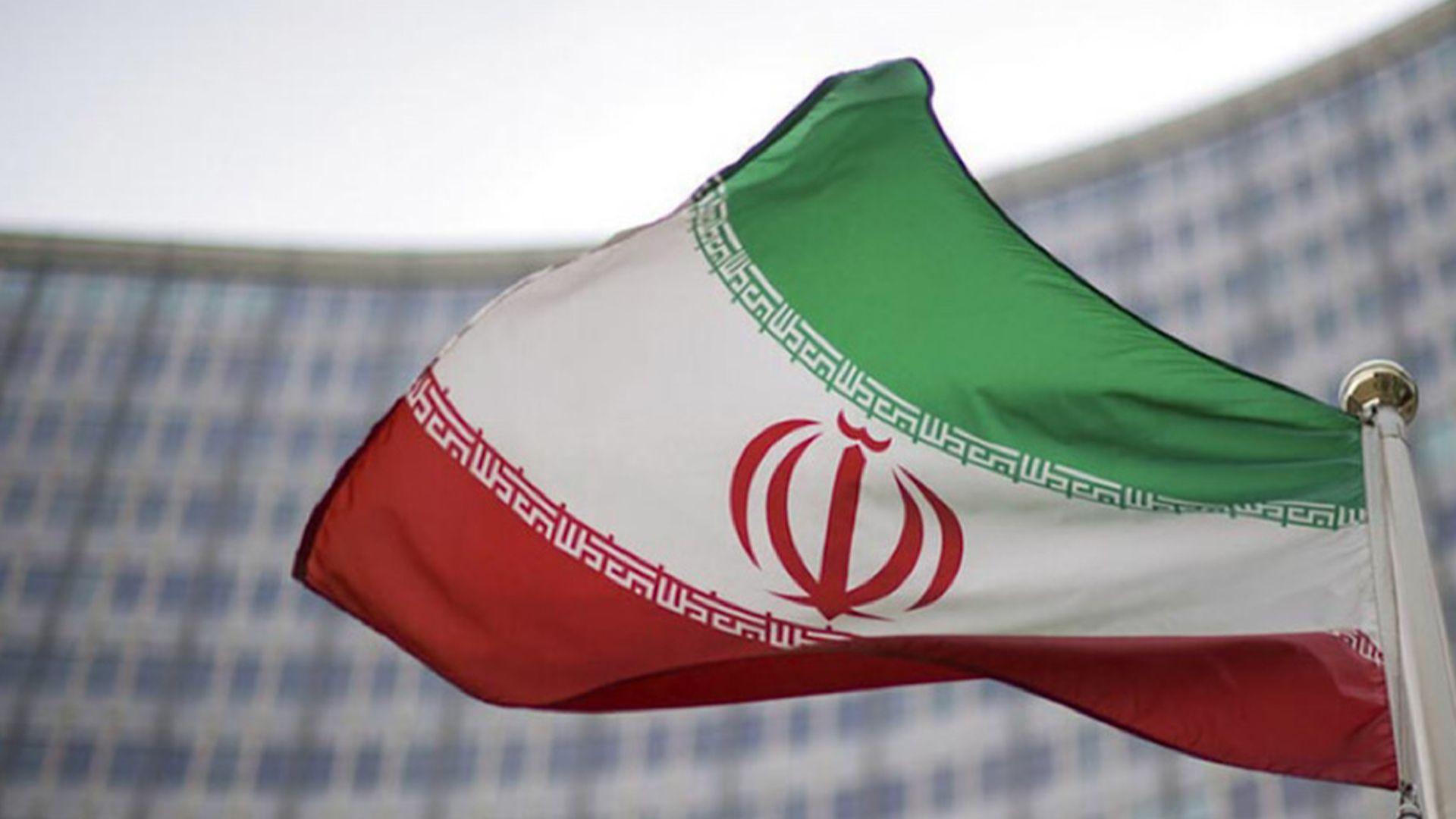 ئێران: سازش لە مافی پیتاندنی یۆرانیۆم و گەروی هورمز ناكەین