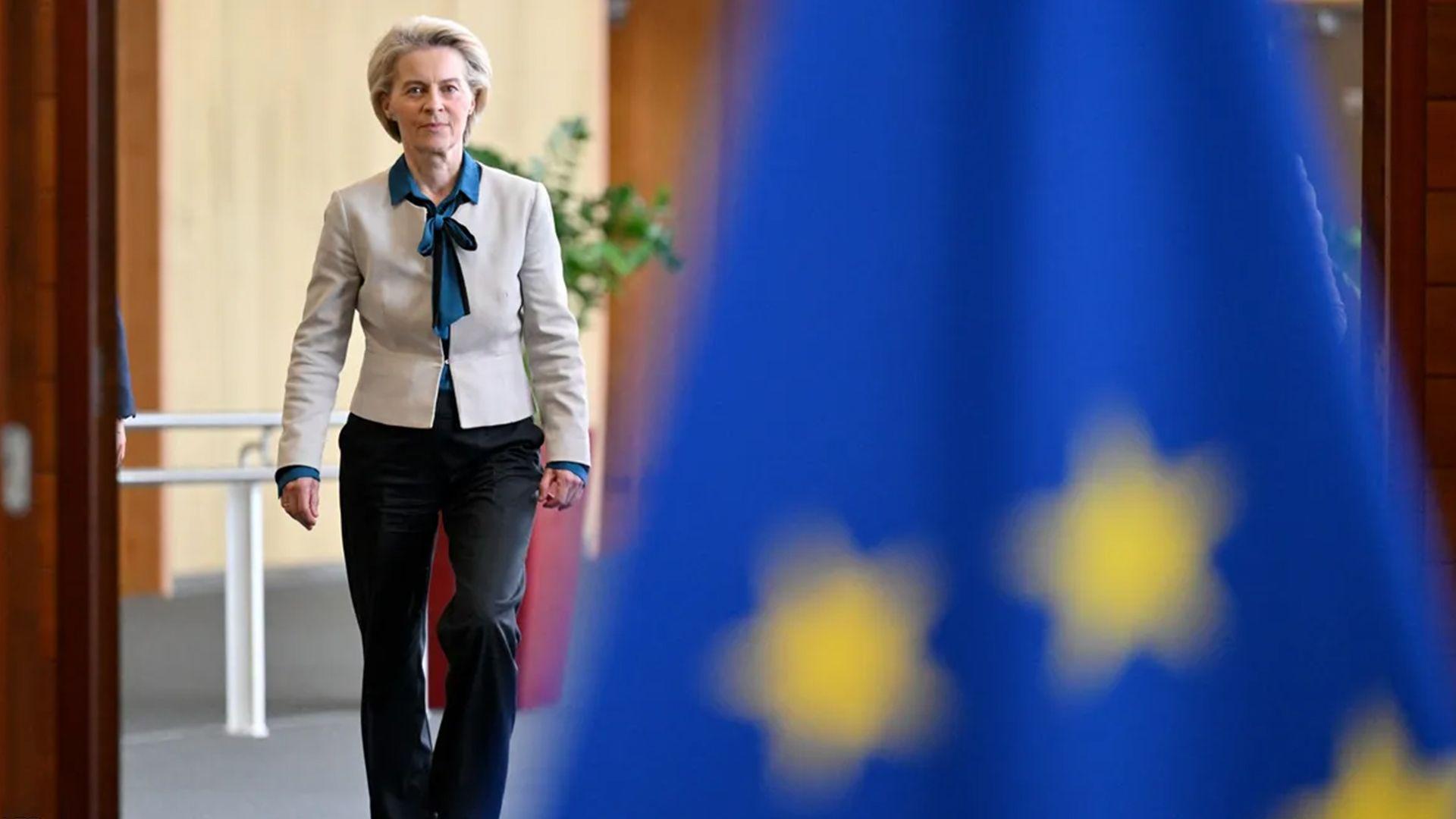 ئۆرسولا ڤۆن دێرلاین: هەفتەی داهاتوو یەکلایکەرەوە دەبێت بۆ دانوستانەکانی ئۆکراین