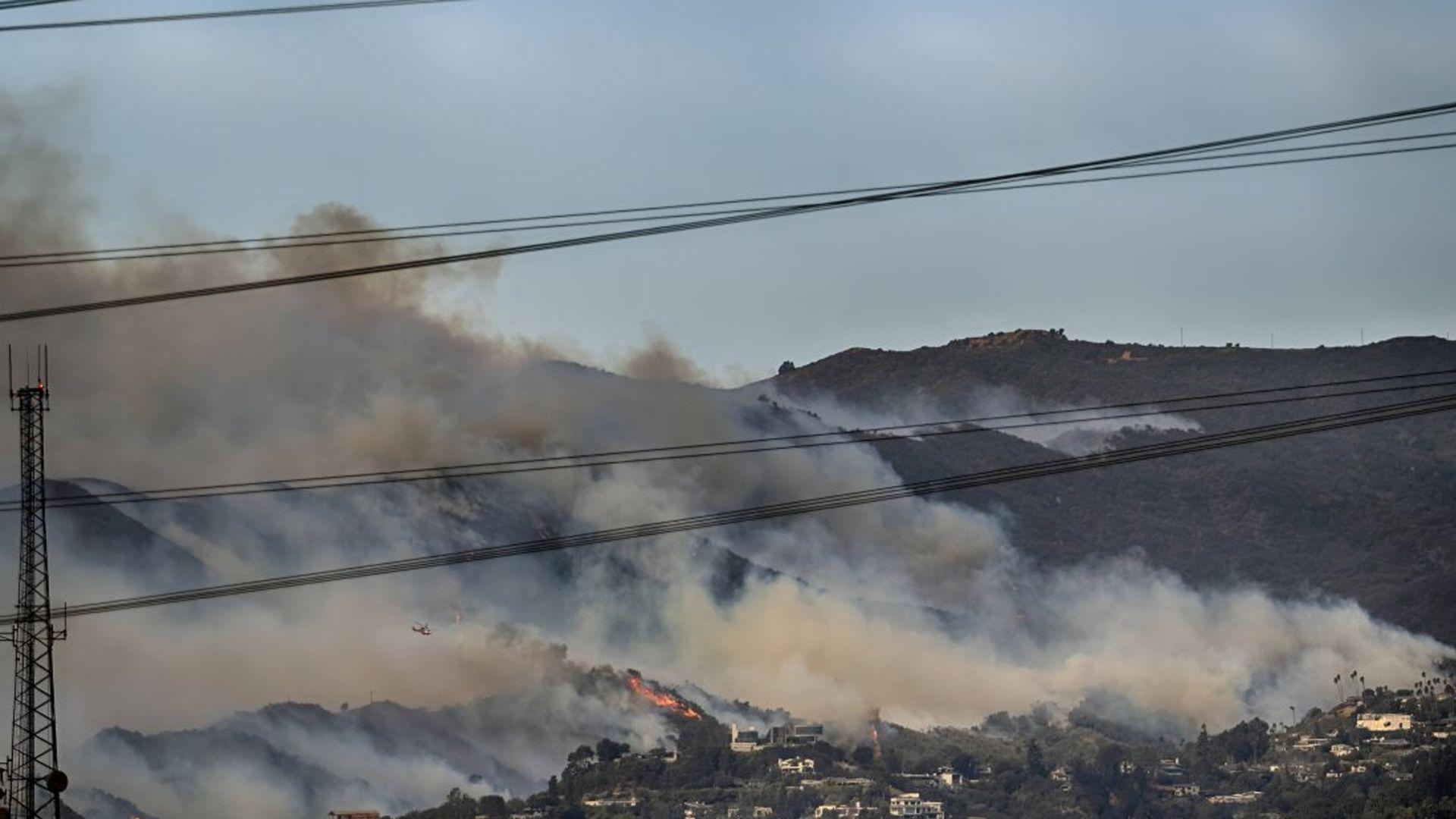 ئاگرەکەی لۆس ئەنجلۆس بەتەواوی کۆنتڕۆڵکرا