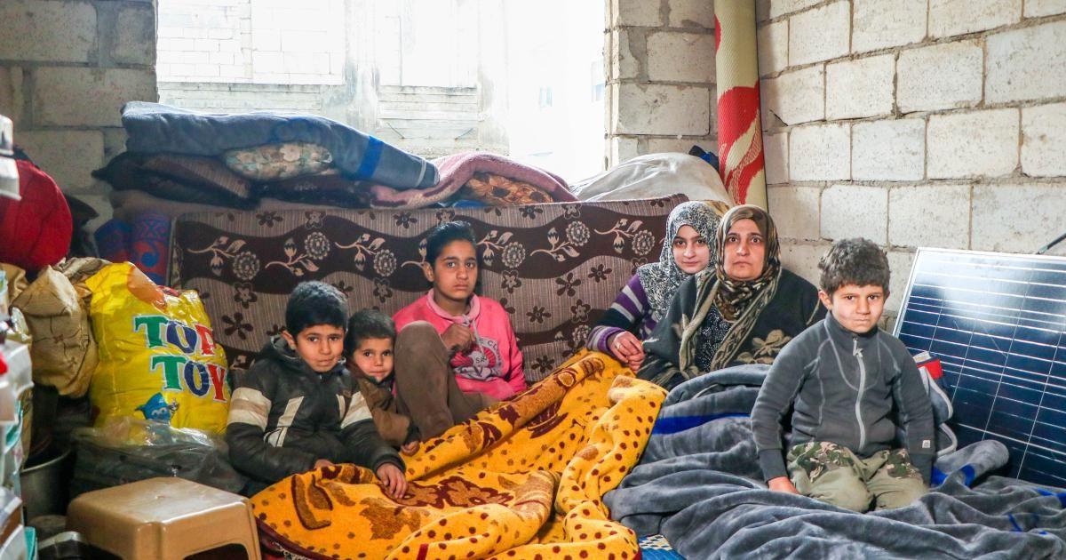 رێکخراوی نێودەوڵەتیی کۆچ" لە١٤ ساڵی شەڕ و تەنگژدا،زیاتر لە ١٦ ملیۆن سووریای پێویستییان بە هاوکاریی مرۆیی هەیە".