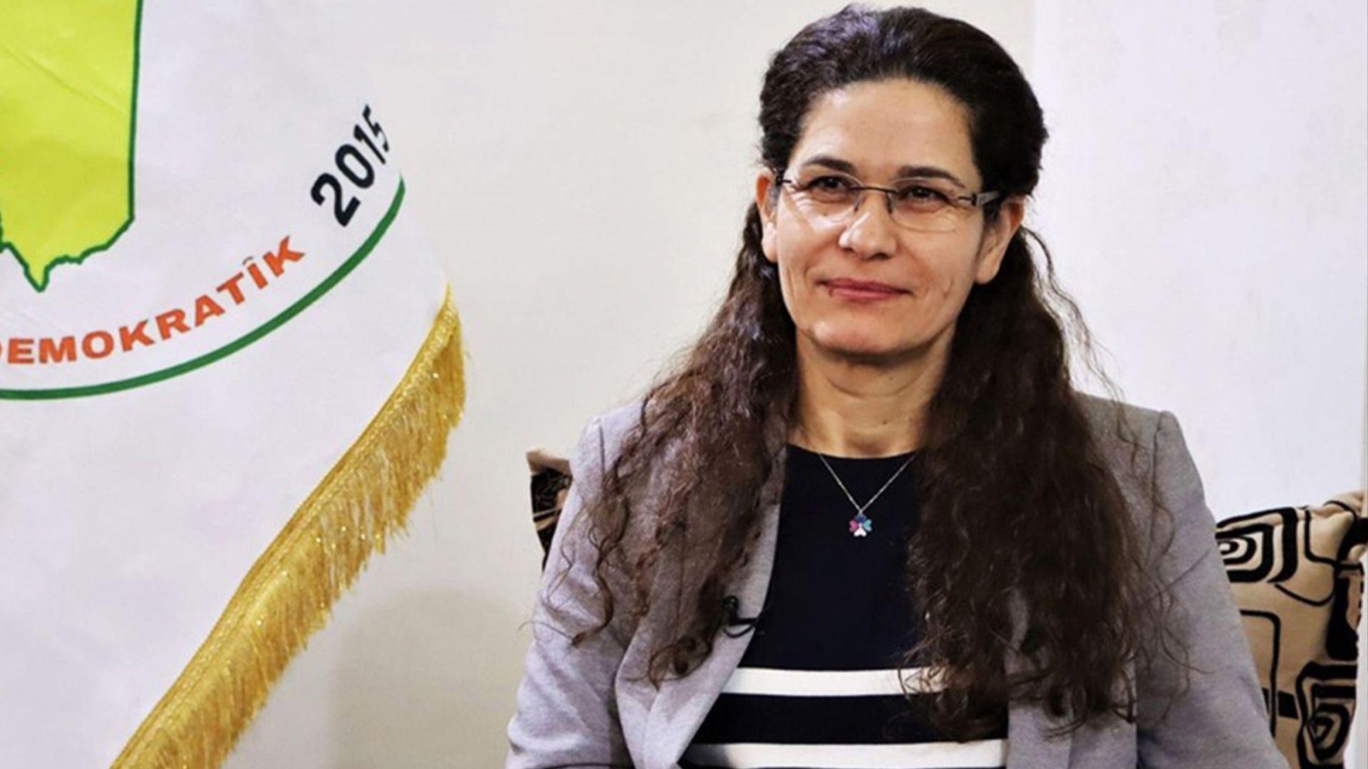 ئیلهام ئەحمەد: دان بە مافەکانی بەڕێوەبەریی خۆسەردا دەنرێت