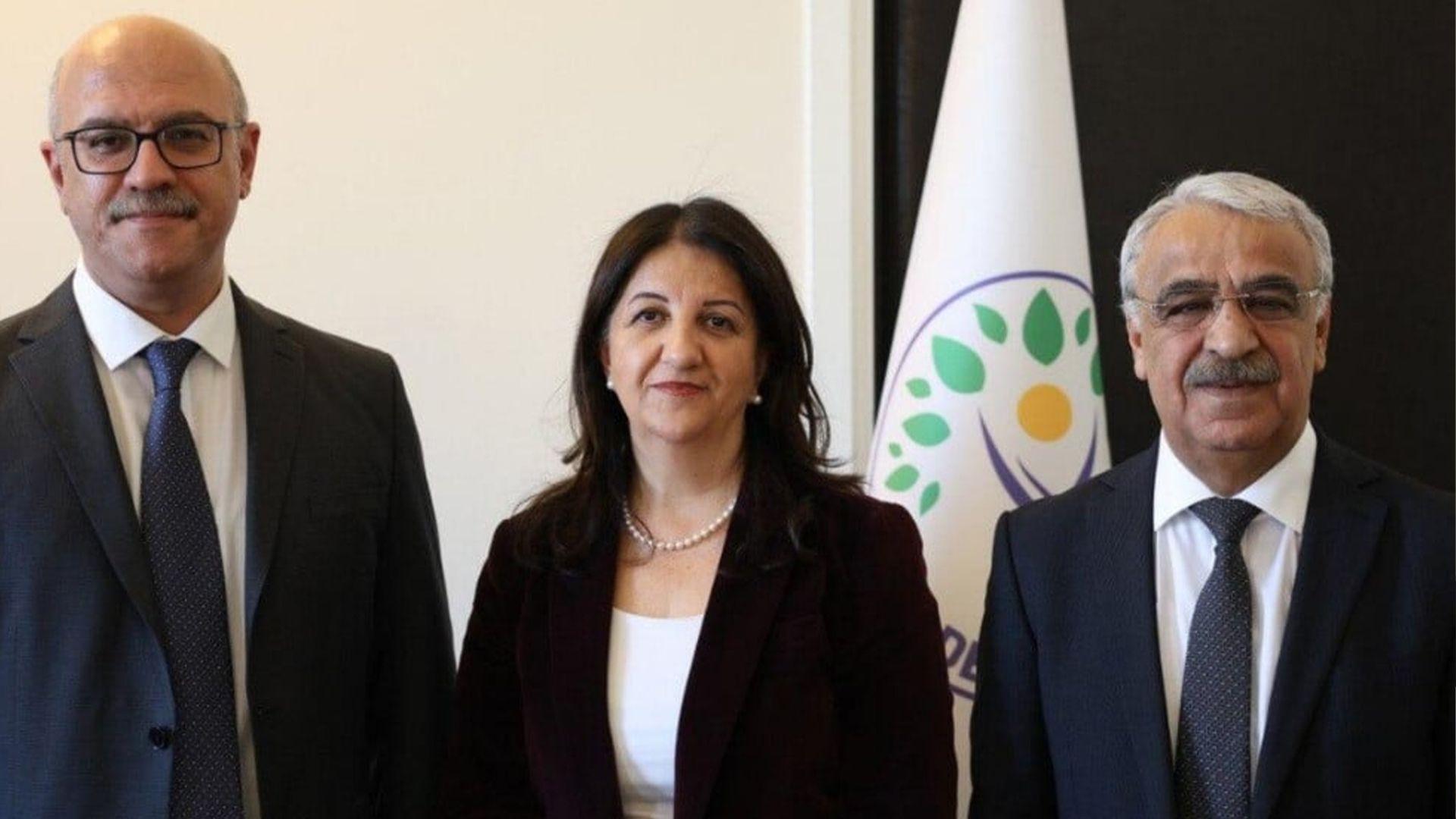 وەفدی ئیمراڵی دەمپارتی لەگەڵ ئاكەپە و پارتی كرێكارانی توركیا كۆبووەوە