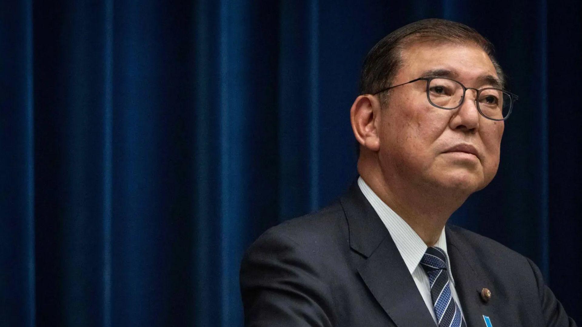 سەرۆك وەزیرانی ژاپۆن دەستلەكاركێشانەوەی لە پۆستەكەی راگەیاند