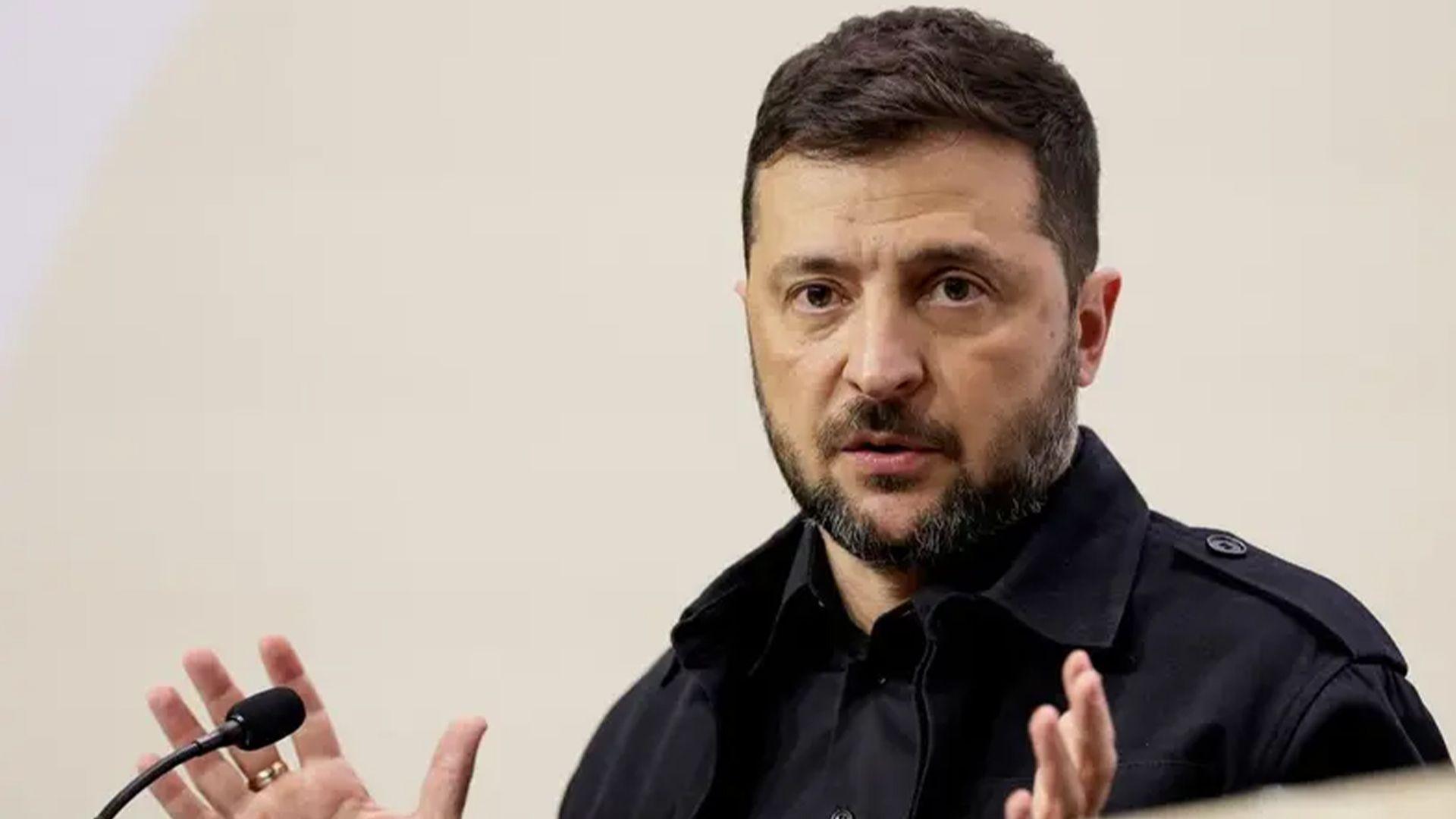 زیلینسکی: مۆسکۆ نایەوێت جەنگ رابگرێت