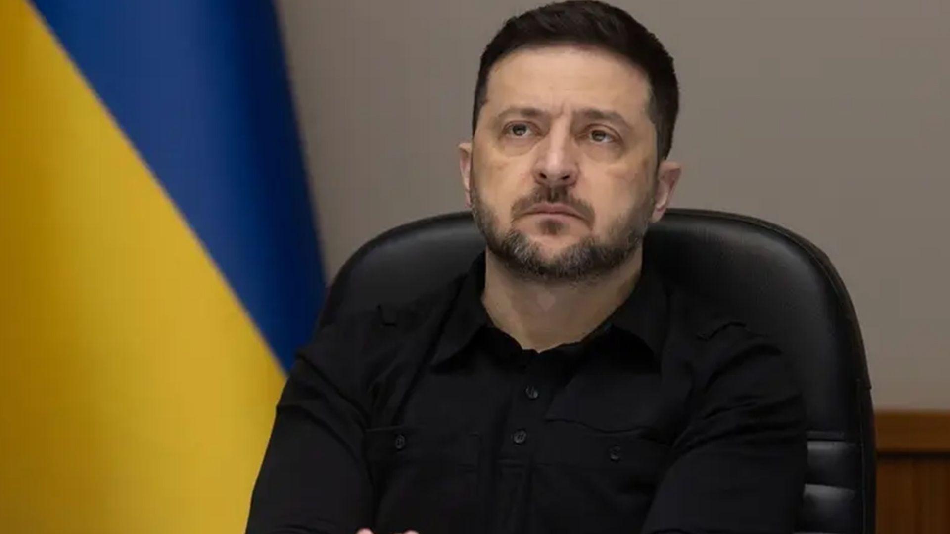 زیلینسکی: روسیا بە موشەکی بالیستیی "ئۆریشینک" هێرشی کردە سەر کیێڤ