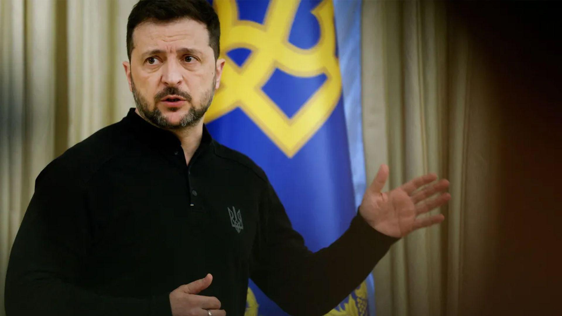 زیلینسکی: رۆژی پێنجشەممە چاوم بە پوتن دەکەوێت 