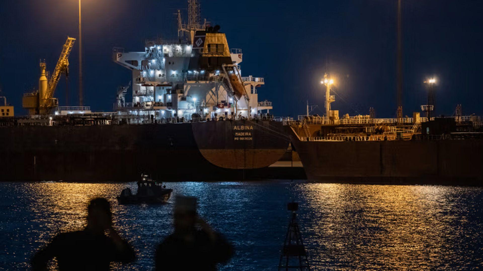 وۆڵ ستریت جۆرناڵ: دۆناڵد ترەمپ ئامادەیە بە بێ کردنەوەی گەروی هورمزیش کۆتایی بە جەنگەکە بهێنێت