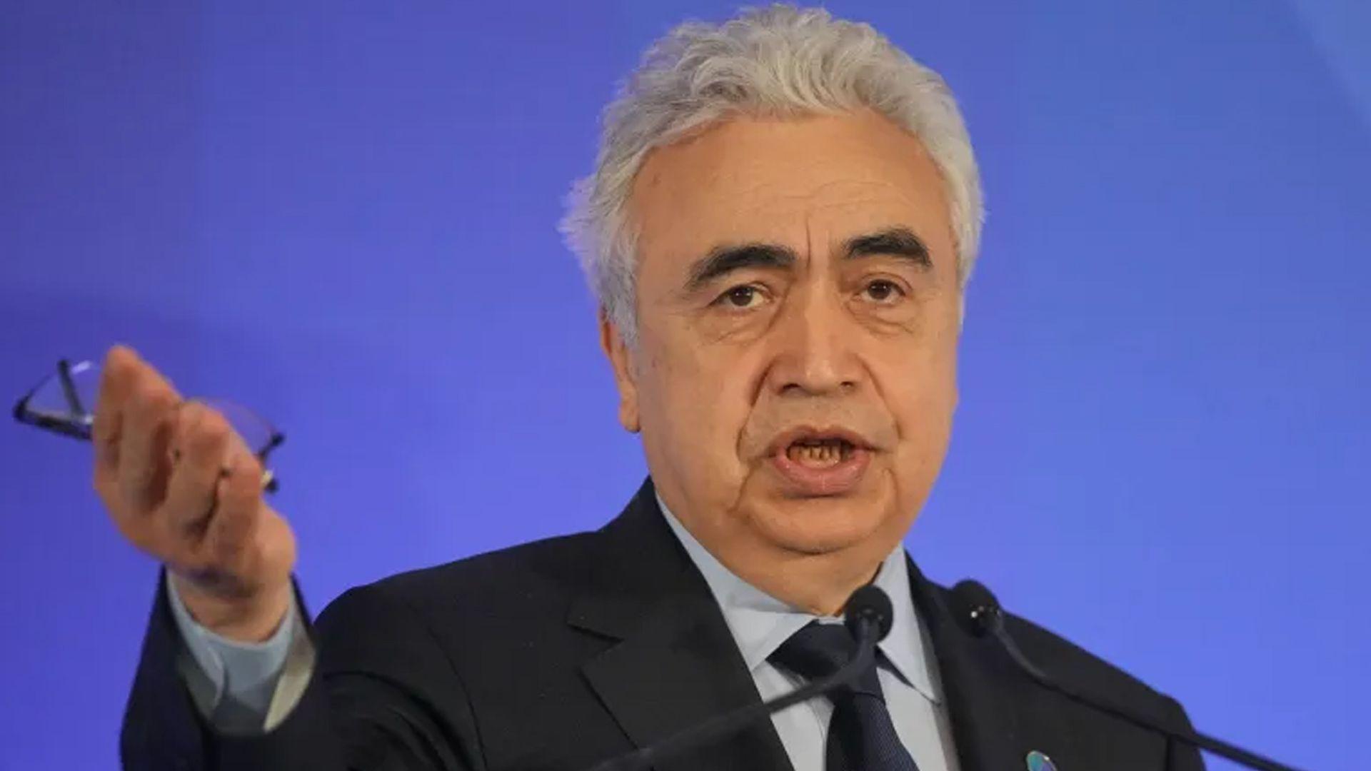 ئاژانسی نێودەوڵەتیی وزە هۆشداری لە دابەزینی کۆگا ستراتیژییەکانی نەوت لە جیهاندا دەدات