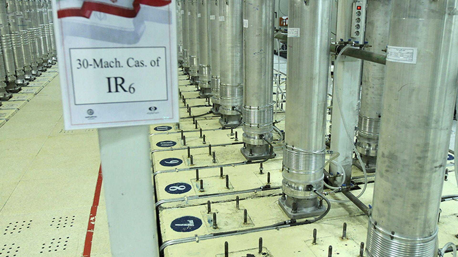 ئاکسیۆس: لەکاتی دانوستانەکانـدا ئەمریکا داوای لە ئێران کردوە 20 ساڵ پیتاندنی یۆرانیـۆم رابگرێت