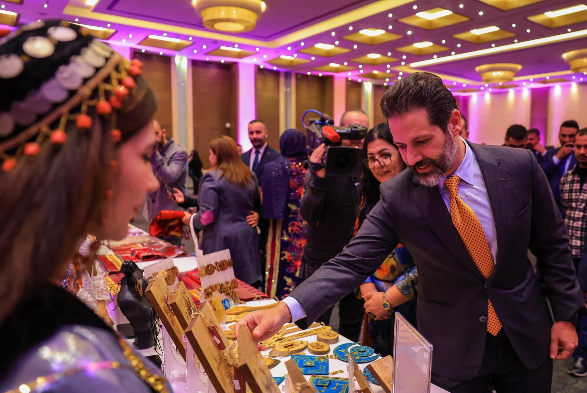 article gallery image