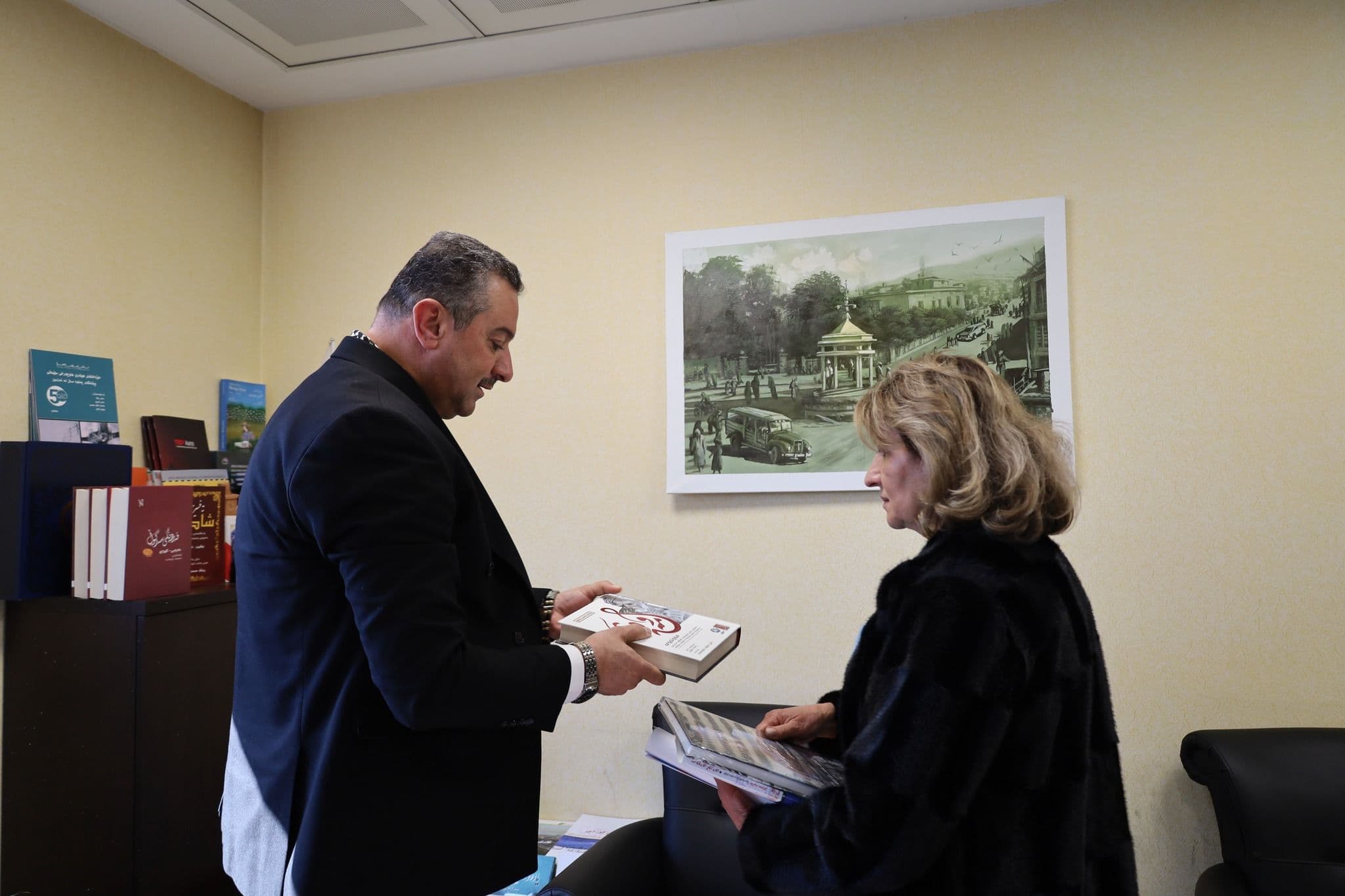 article gallery image