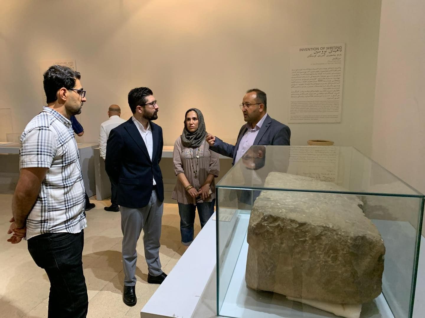 article gallery image