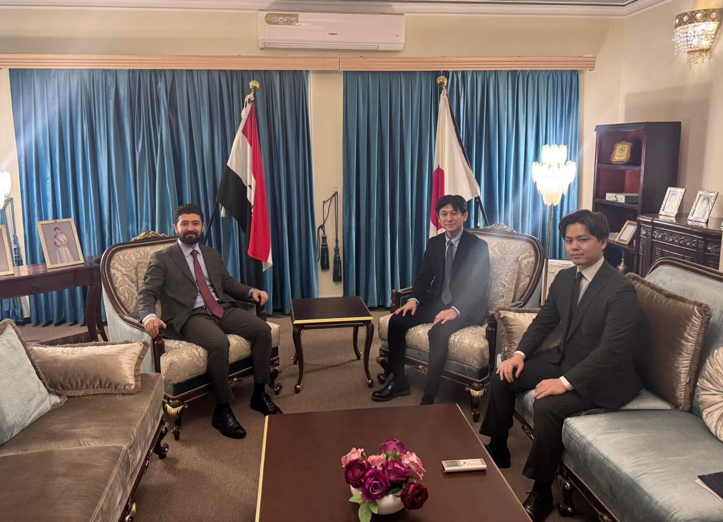 article gallery image