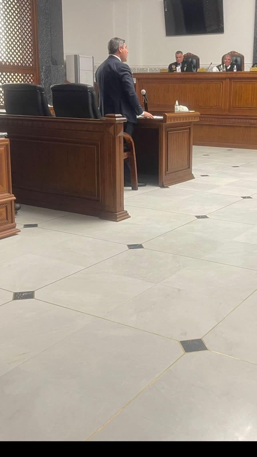 article gallery image