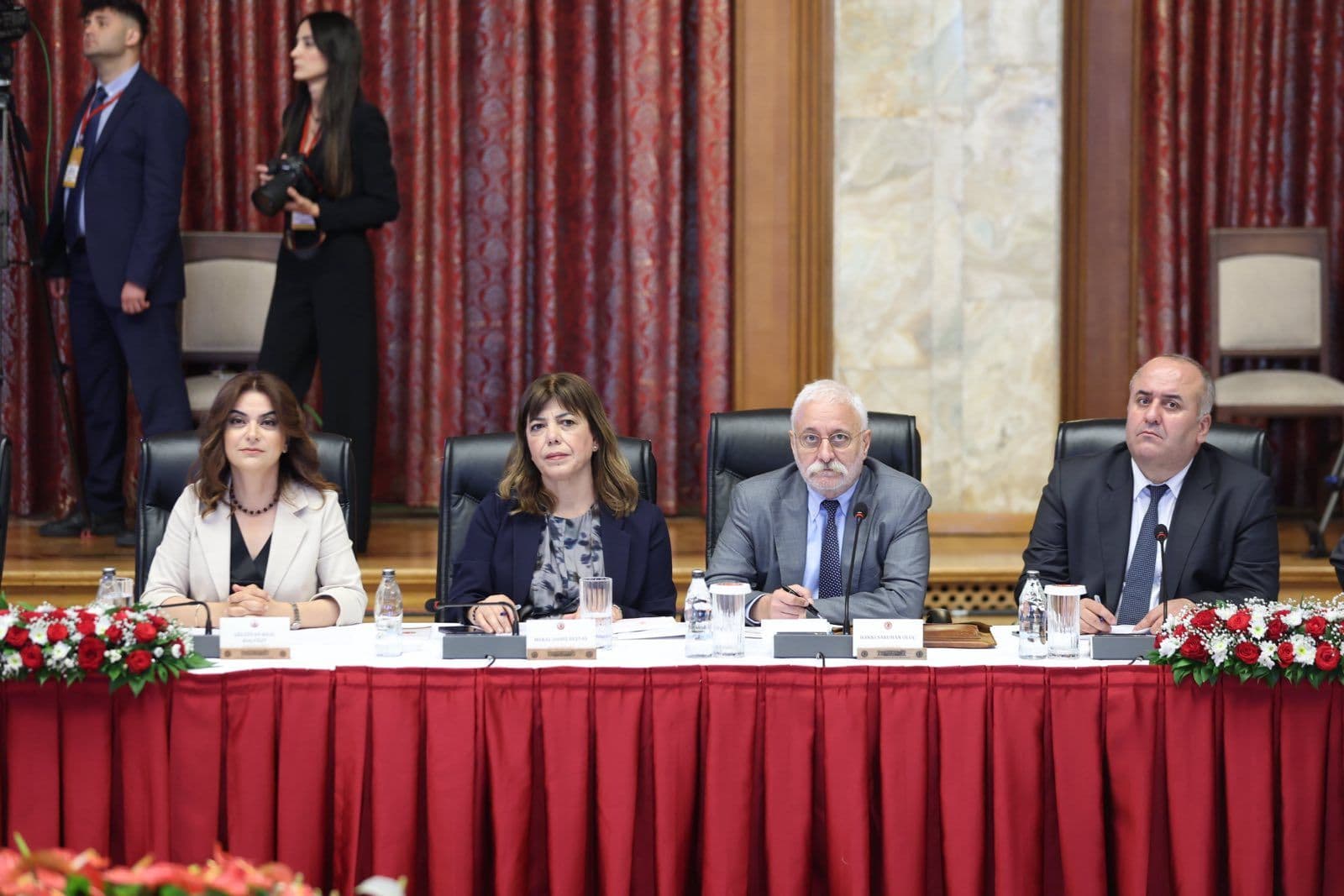 article gallery image