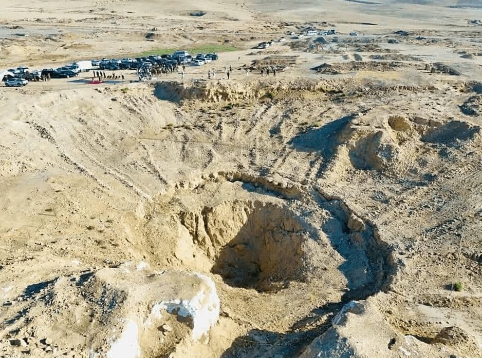 article gallery image