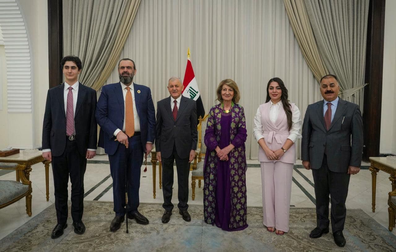 article gallery image