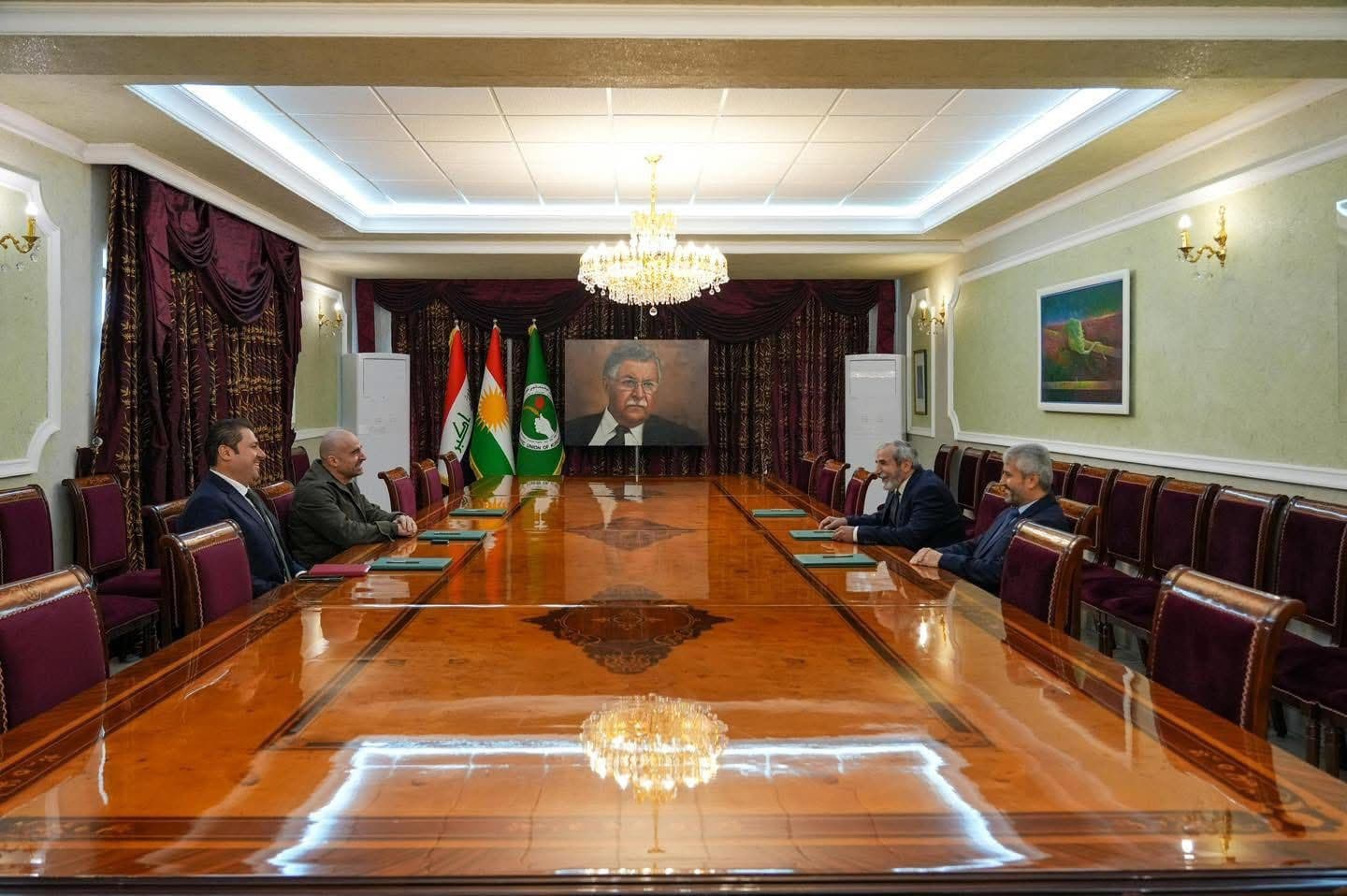 article gallery image