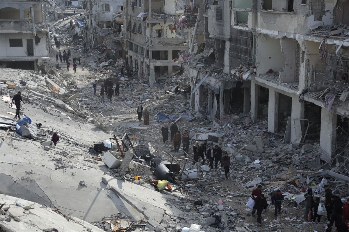 article gallery image