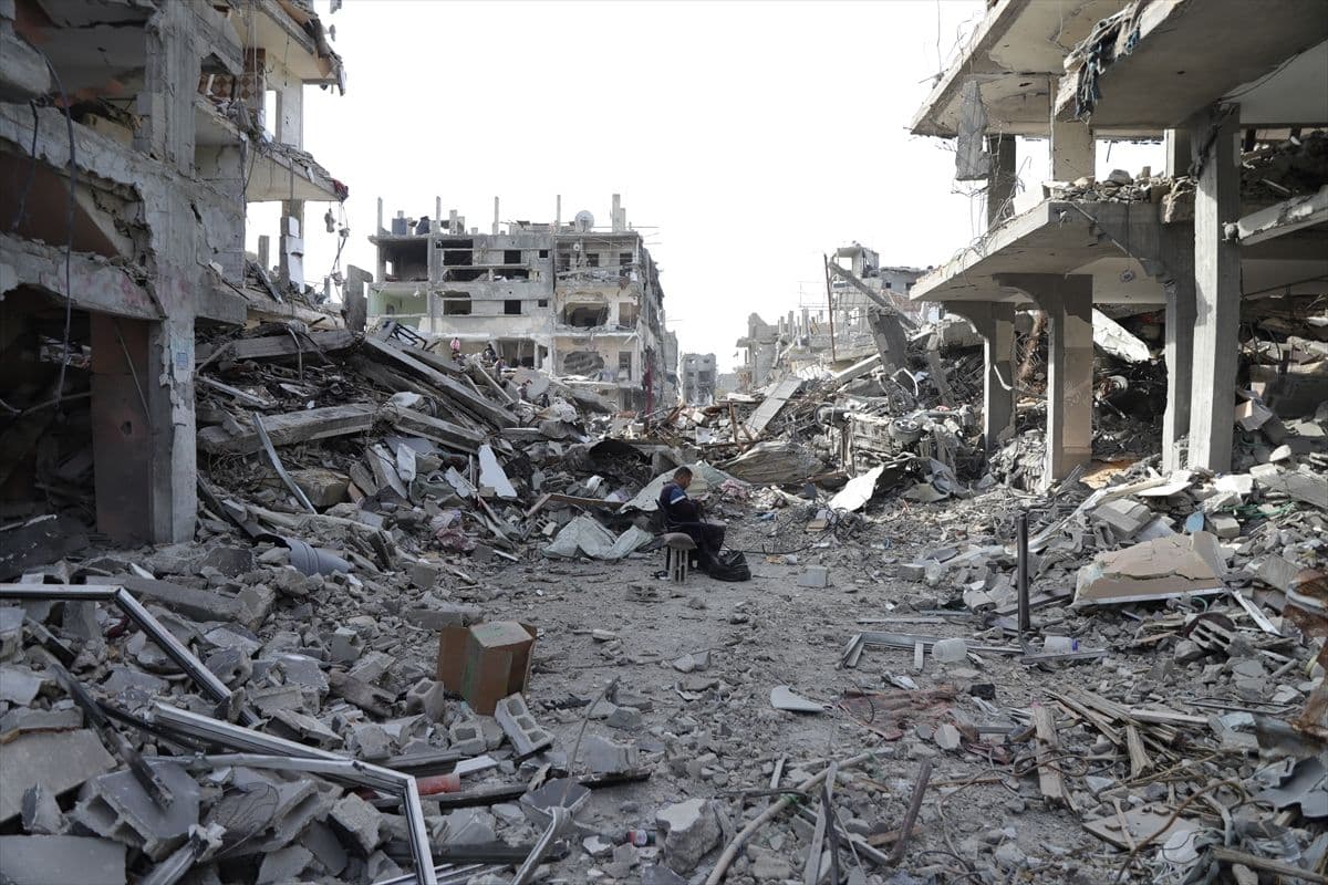 article gallery image