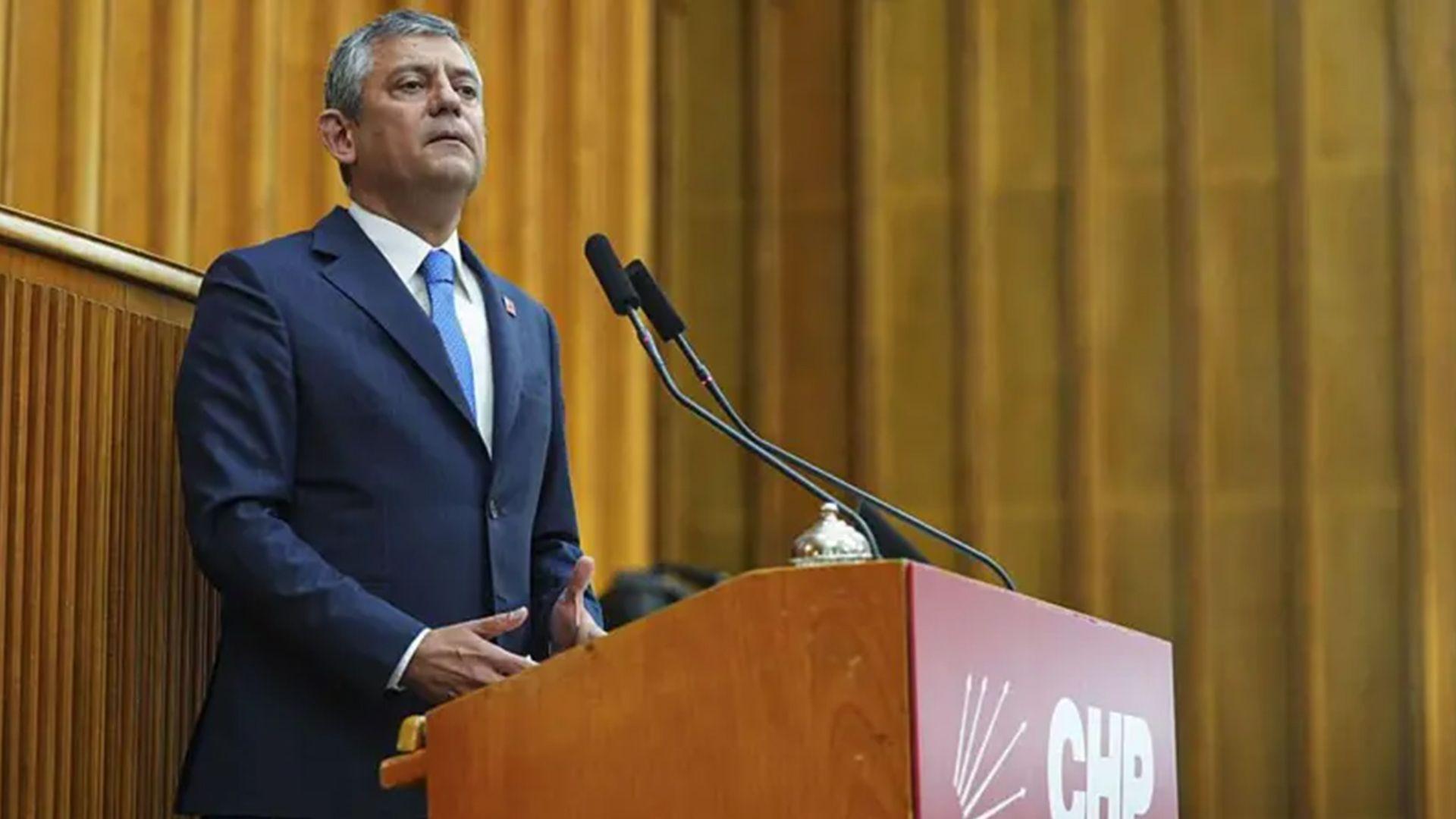 ئۆزگور ئۆزەل لە جەهەپە جیابووەوە