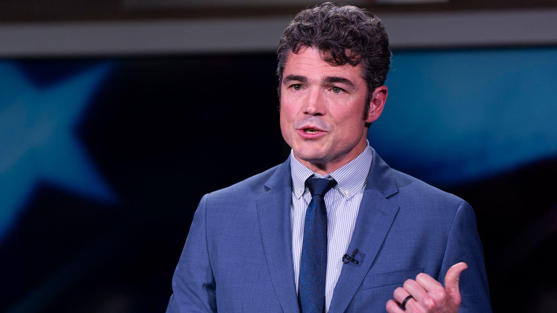 جۆ کێنت: ترەمپ پێیوایە هەڕەشەی وێرانکاری لە ئێران دەکات، بەڵام لە راستیدا ئەمریکا کە لە مەترسیدایە