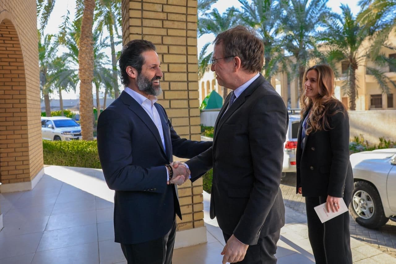 article gallery image