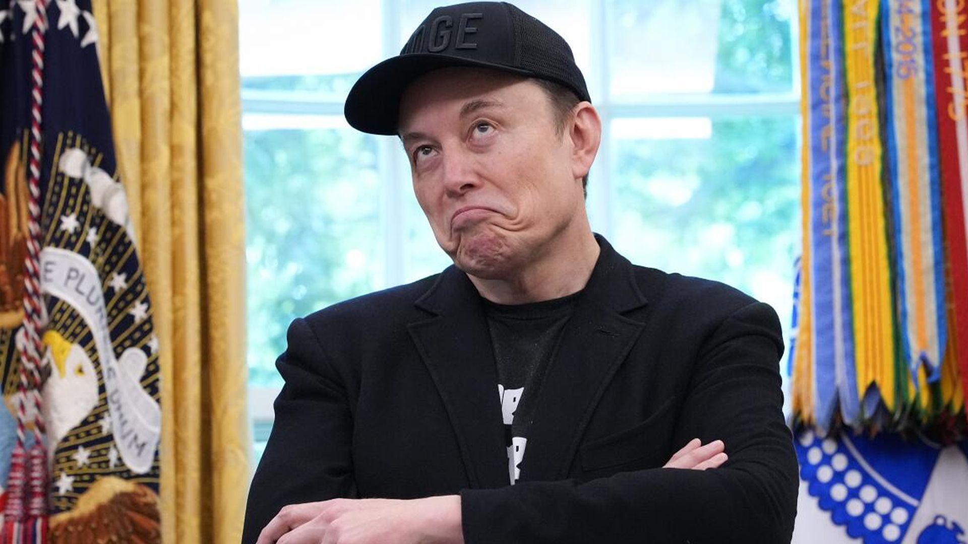 ئیلۆن مەسك داوای 134 ملیار دۆلار لە كۆمپانیاكانی ئۆپن ئەی ئای و مایكرۆسۆفت دەكات