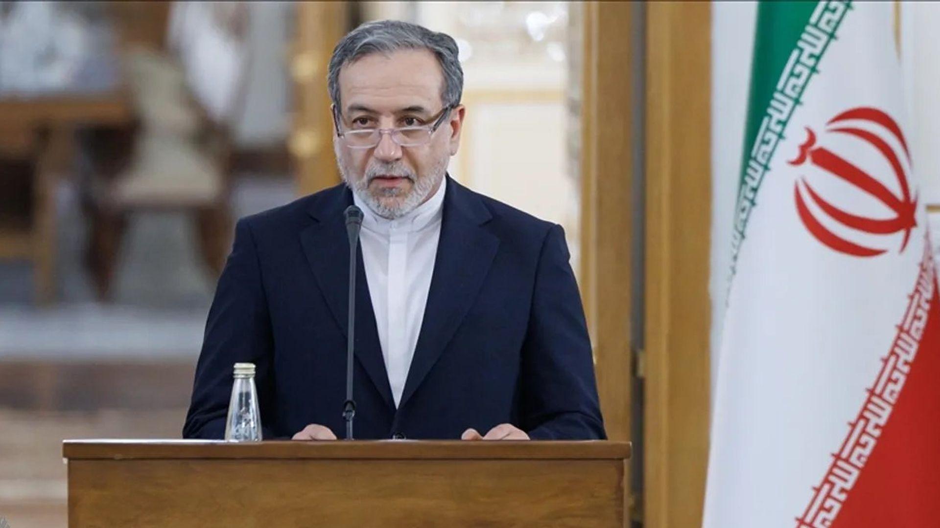 عراقچی "پێشکەوتنی گەورە" لە دانوستانەکانی لەگەڵ واشنتۆن بە نێوەندگیریی قەتەر و پاکستان رادەگەیەنێت