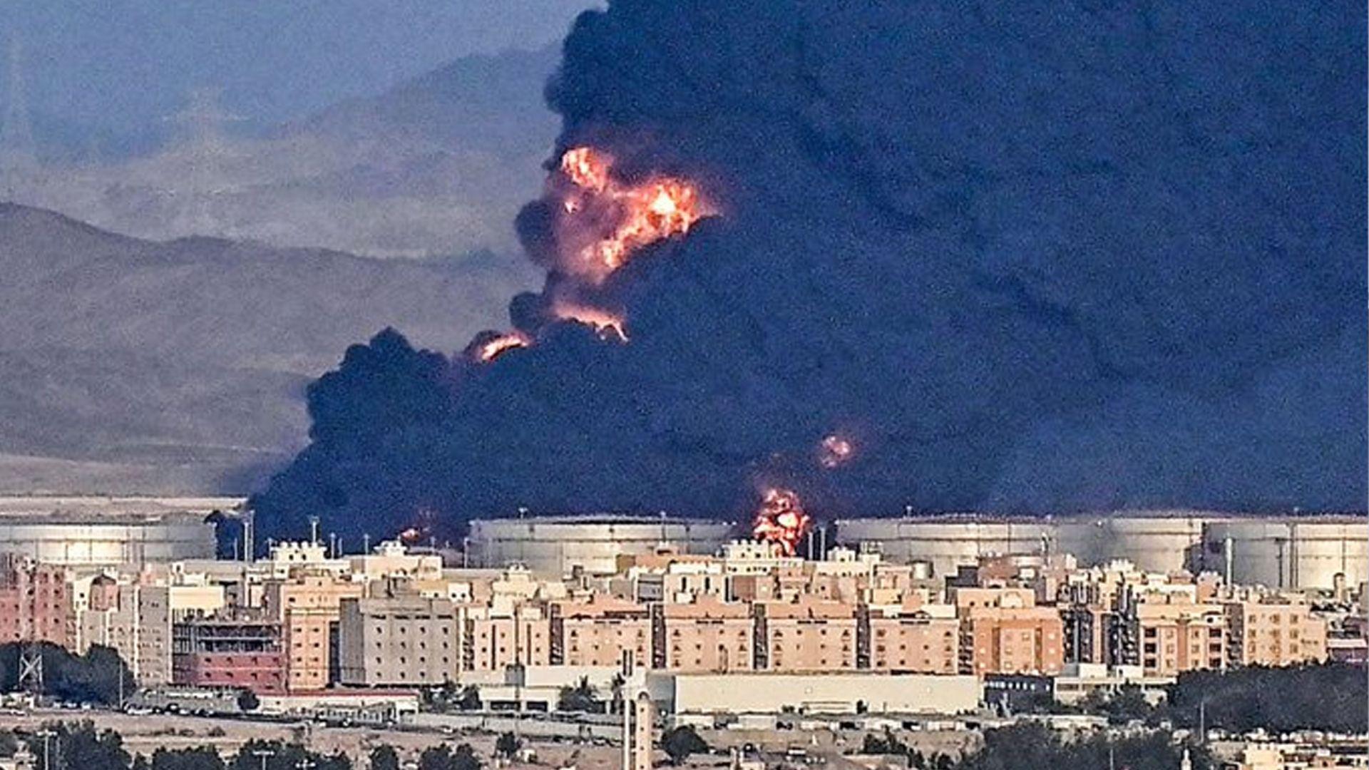 فاینەنشاڵ تایمز: هێرشێکی نوێ دامەزراوە نەوتییەکانی ئارامکۆی لە سعودیە کردە ئامانج